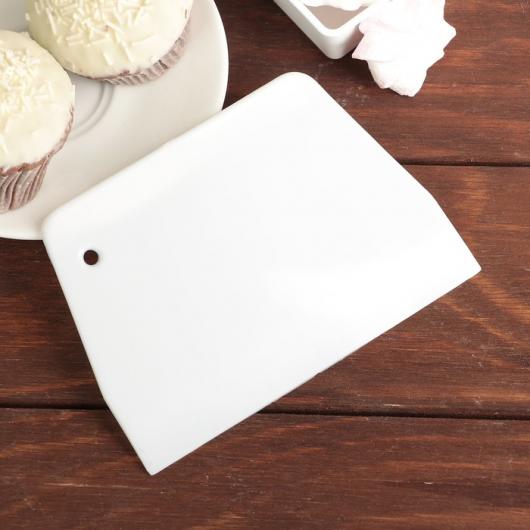 Шпатель кондитерский прямой 15 см