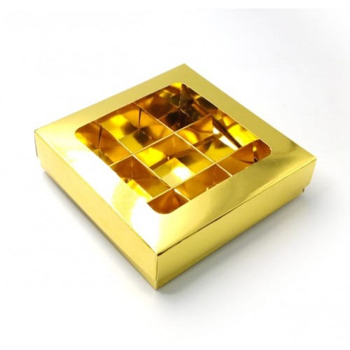 Коробка для конфет золото с окном 16 см*16 см*3 см (9)