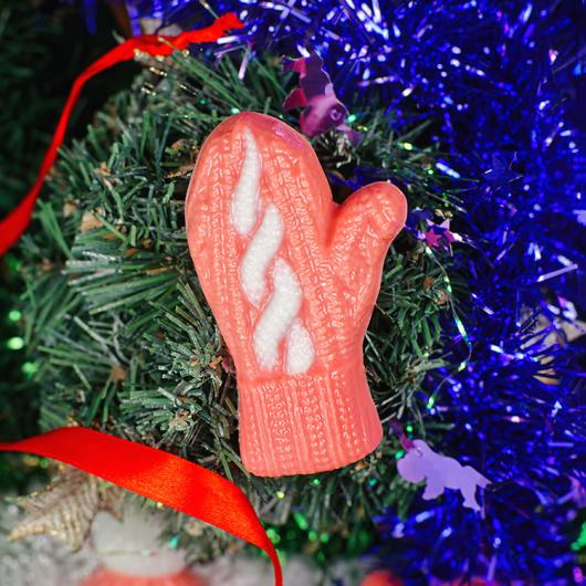 Пластиковая форма варежка левая