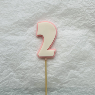 Фигурка из шоколадной глазури 