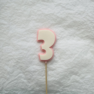 Фигурка из шоколадной глазури 